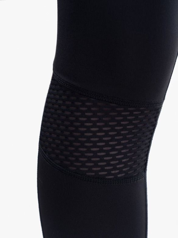 Ladies-Black-Gym-Leggings-Waistband-Detail