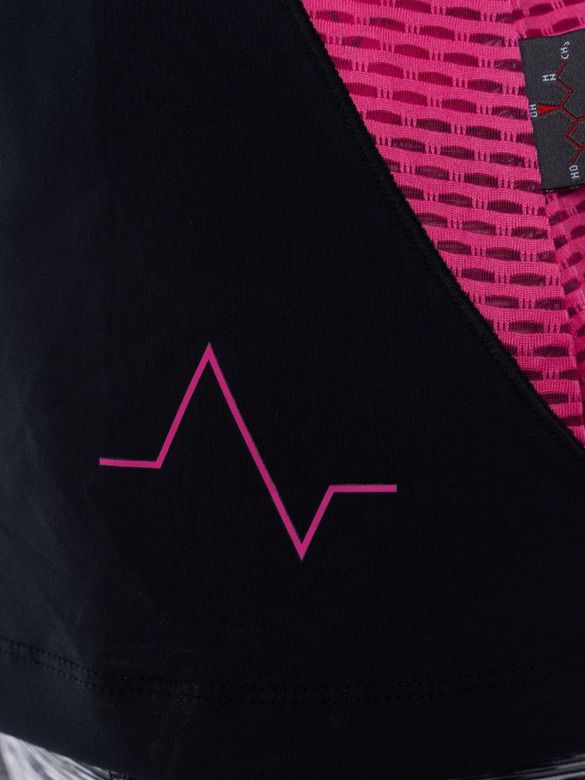 BLACK SHORT SLEEVE FITTED T-SHIRT PINK TRIM AND SIDE PANELS